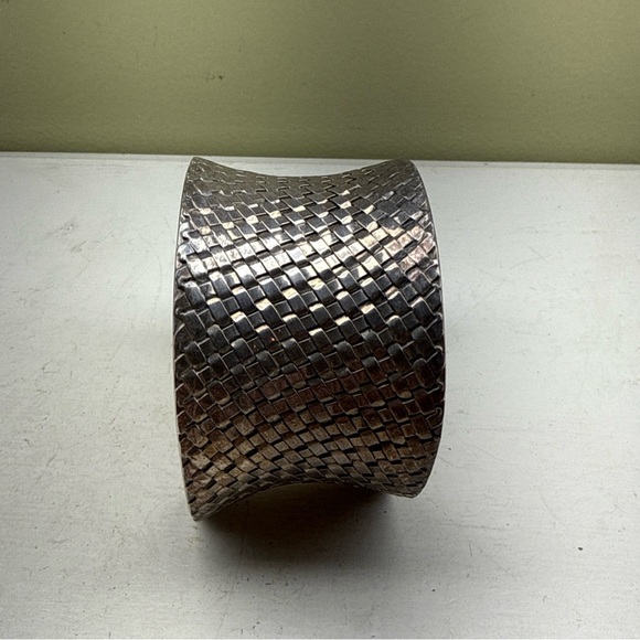 1.5” Wide Woven Pattern Sterling Silver 925 Cuff Bracelet - Picture 7 of 8